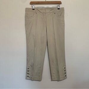 New Directions women's beige pull-on capri pants stud on the cuffs Size 10